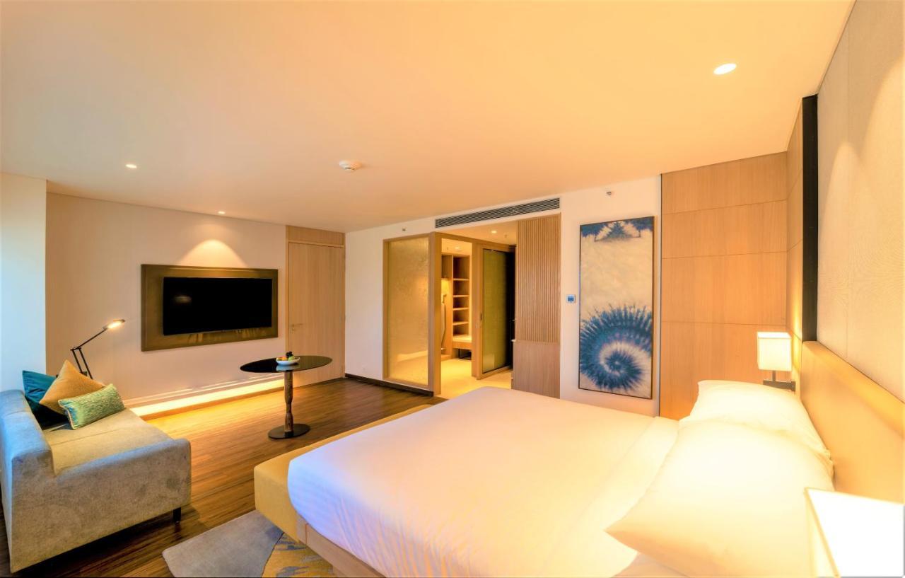 Courtyard By Marriott Vadodara Exteriör bild