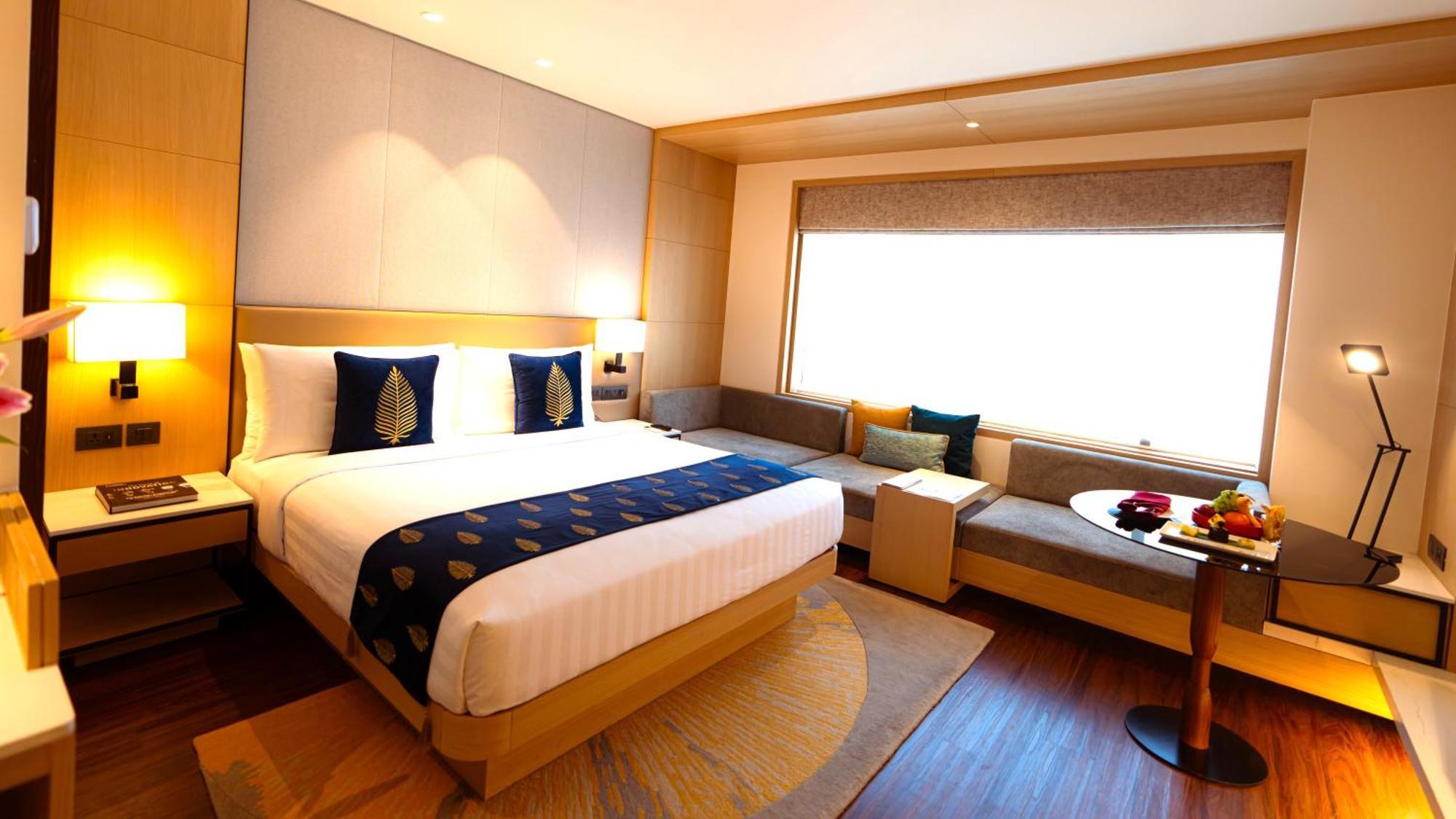 Courtyard By Marriott Vadodara Exteriör bild