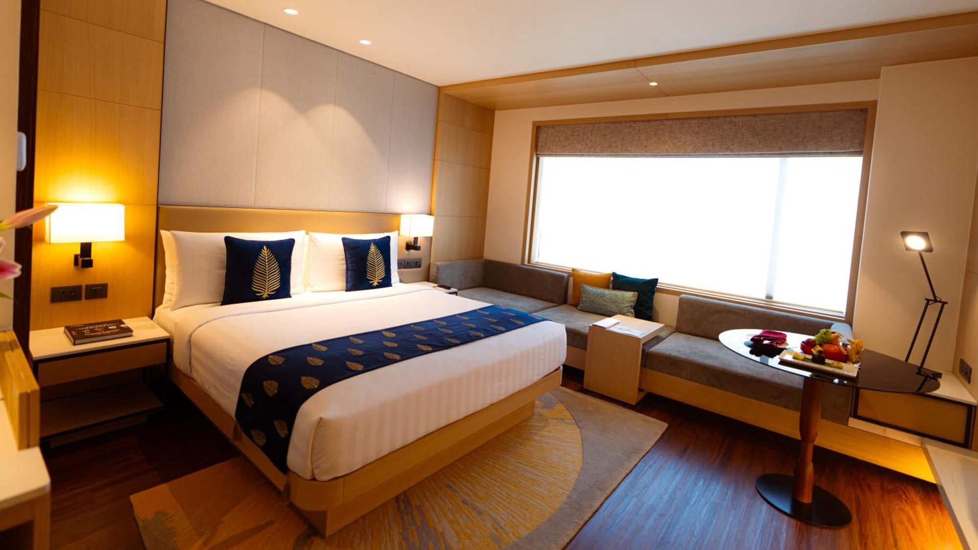 Courtyard By Marriott Vadodara Exteriör bild